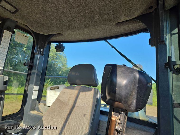 image for item EV1584 2017 John Deere 844K-III wheel loader