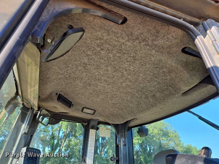 image for item EV1584 2017 John Deere 844K-III wheel loader