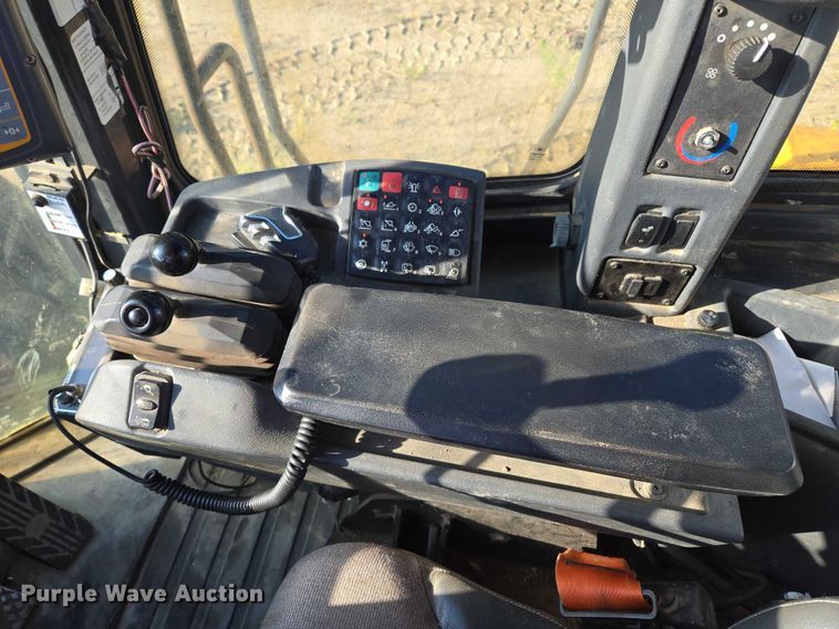 image for item EV1584 2017 John Deere 844K-III wheel loader