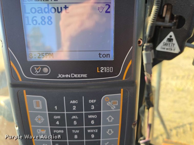 image for item EV1584 2017 John Deere 844K-III wheel loader