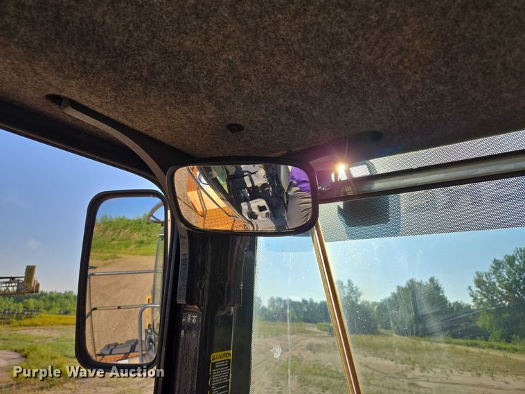 image for item EV1584 2017 John Deere 844K-III wheel loader