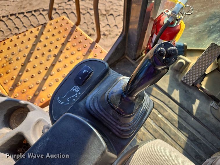 image for item EV1584 2017 John Deere 844K-III wheel loader