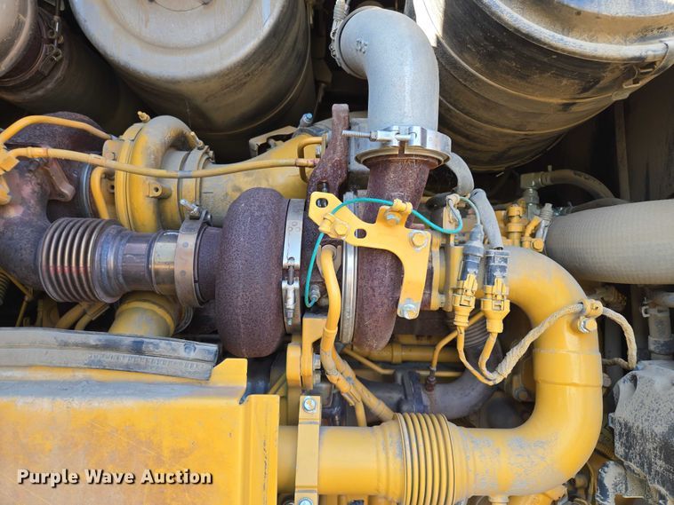 image for item EV1584 2017 John Deere 844K-III wheel loader