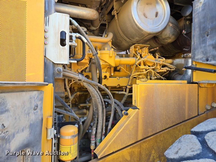 image for item EV1584 2017 John Deere 844K-III wheel loader