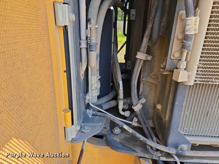 image for item EV1584 2017 John Deere 844K-III wheel loader