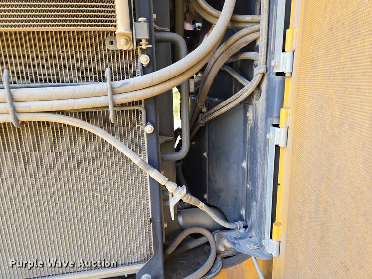 image for item EV1584 2017 John Deere 844K-III wheel loader