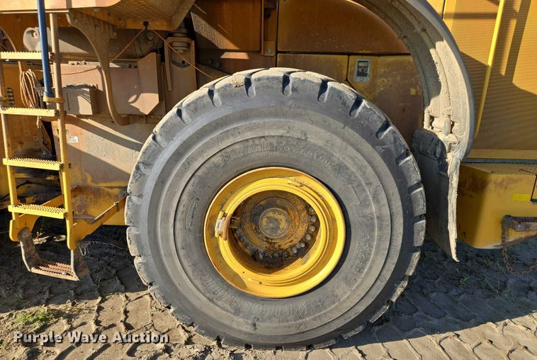 image for item EV1584 2017 John Deere 844K-III wheel loader