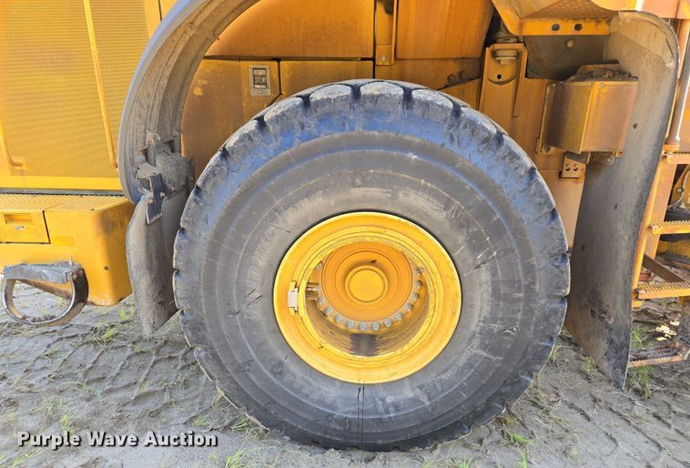 image for item EV1584 2017 John Deere 844K-III wheel loader