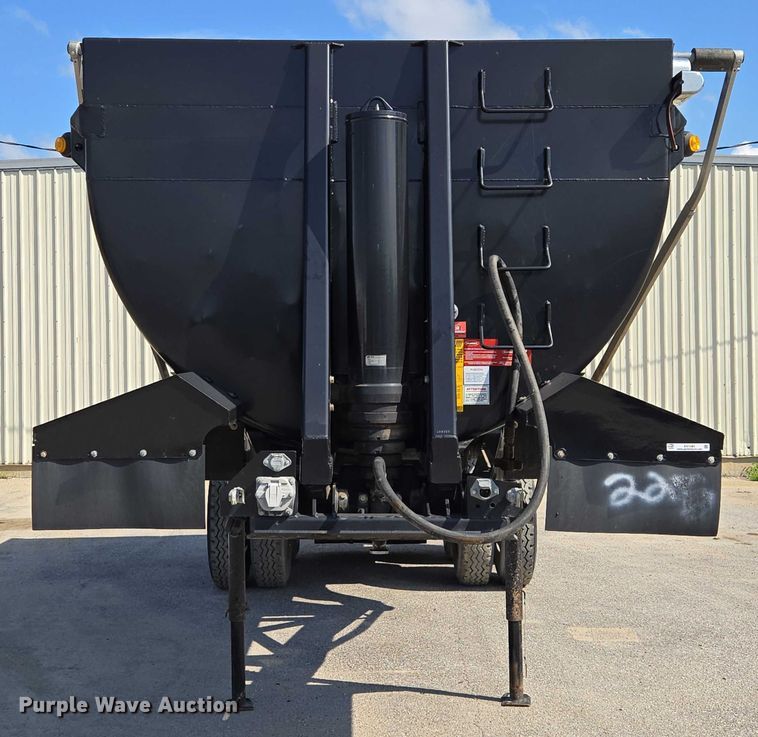 image for item EV1585 2022 Ranco Anvil 25-26QF end dump trailer