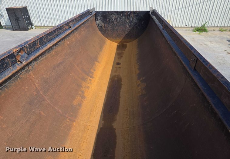 image for item EV1585 2022 Ranco Anvil 25-26QF end dump trailer