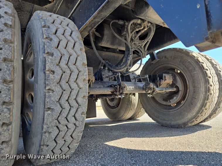 image for item EV1585 2022 Ranco Anvil 25-26QF end dump trailer