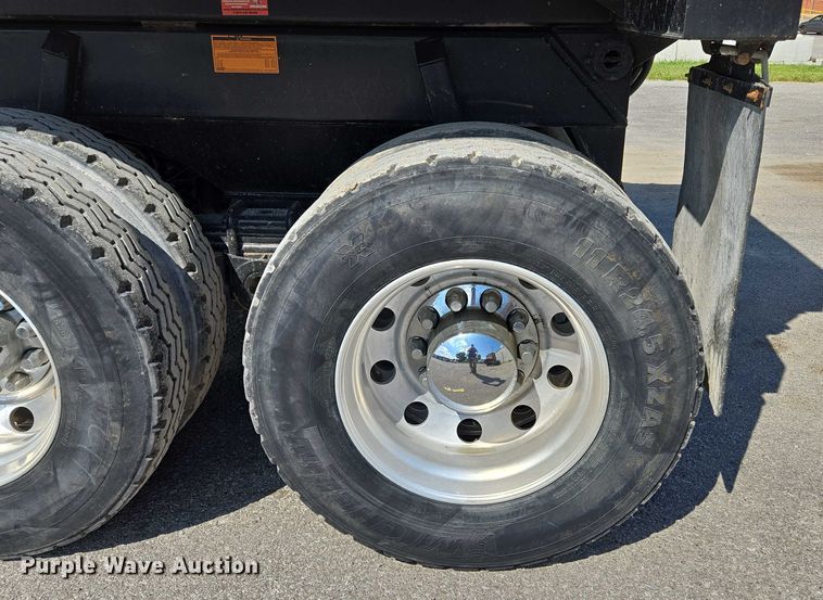 image for item EV1585 2022 Ranco Anvil 25-26QF end dump trailer