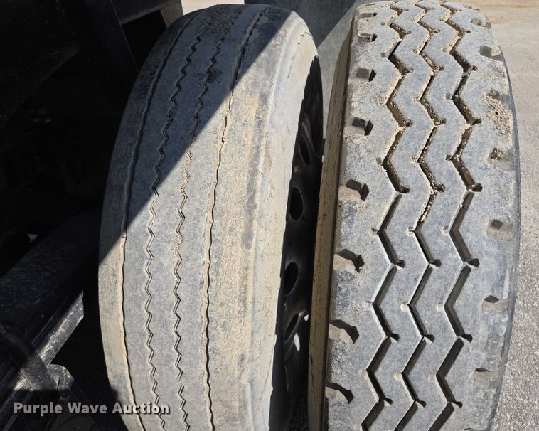 image for item EV1585 2022 Ranco Anvil 25-26QF end dump trailer