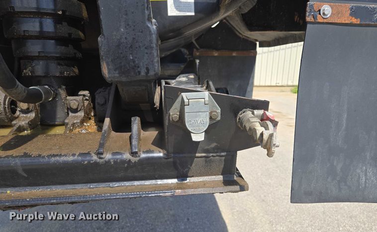 image for item EV1587 2014 Ranco Anvil 24-26QF end dump trailer