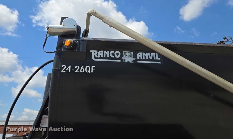 image for item EV1587 2014 Ranco Anvil 24-26QF end dump trailer