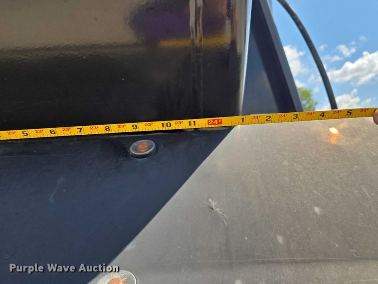 image for item EV1587 2014 Ranco Anvil 24-26QF end dump trailer