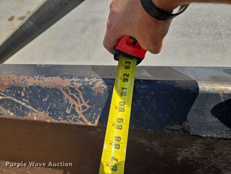 image for item EV1587 2014 Ranco Anvil 24-26QF end dump trailer