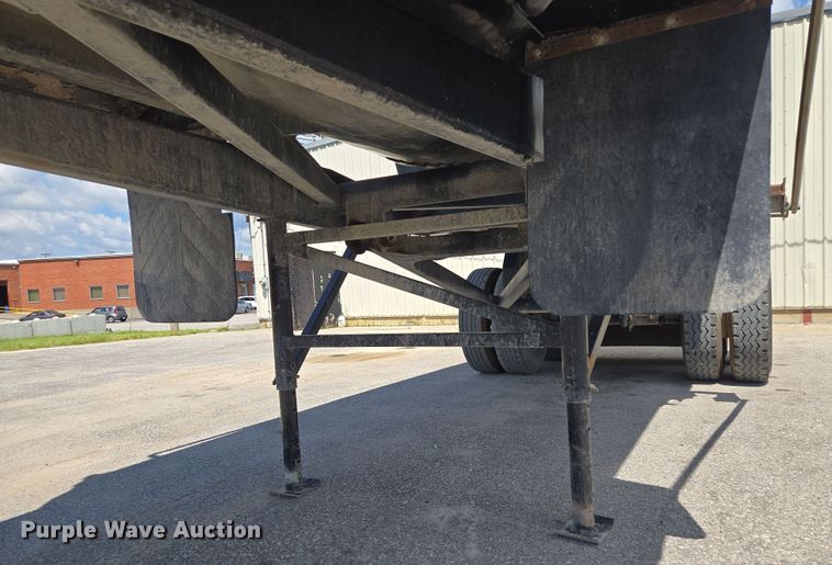 image for item EV1587 2014 Ranco Anvil 24-26QF end dump trailer