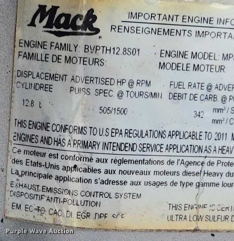 image for item EV1588 2012 Mack CHU613 semi truck