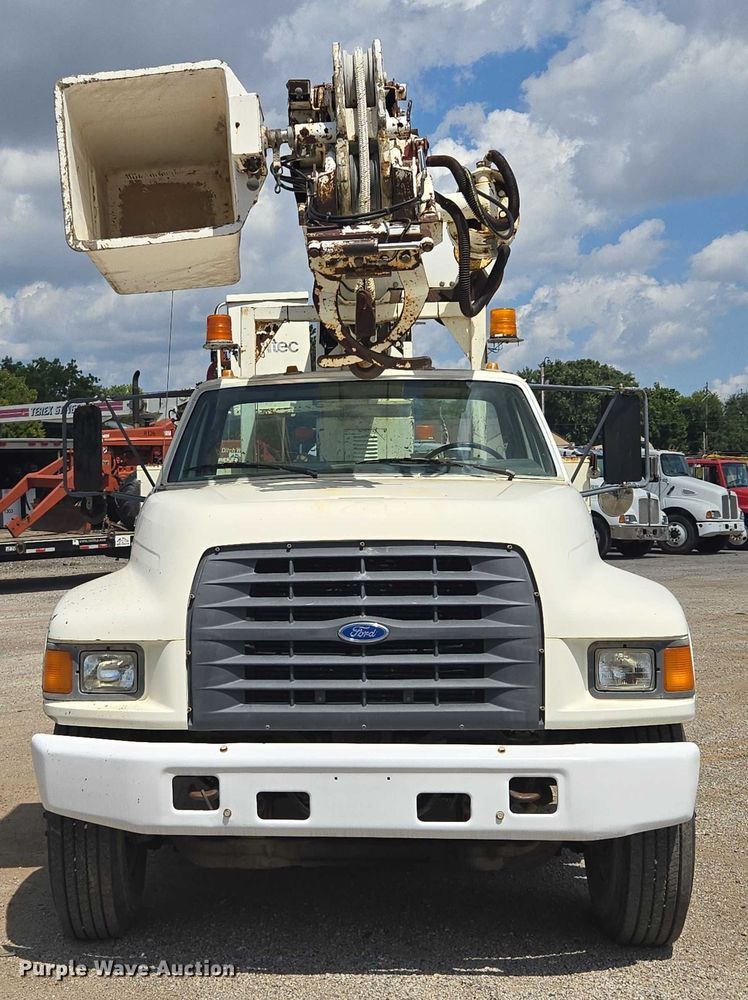 image for item EV1590 1997 Ford F800 digger derrick truck