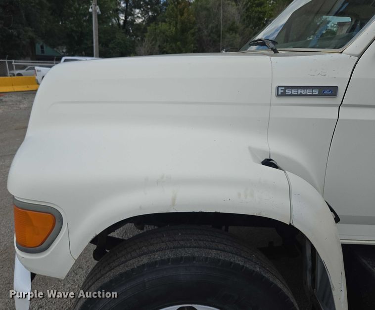 image for item EV1590 1997 Ford F800 digger derrick truck