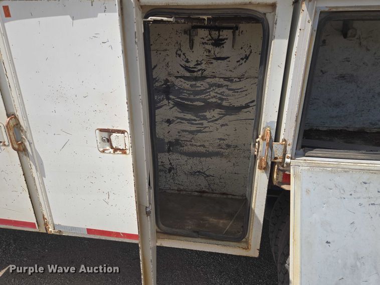 image for item EV1590 1997 Ford F800 digger derrick truck