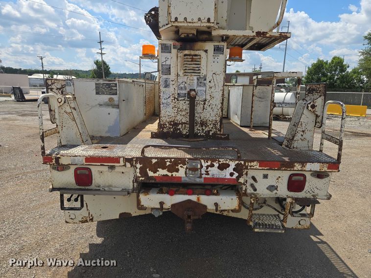 image for item EV1590 1997 Ford F800 digger derrick truck