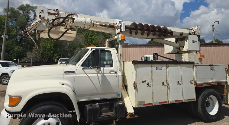 image for item EV1590 1997 Ford F800 digger derrick truck