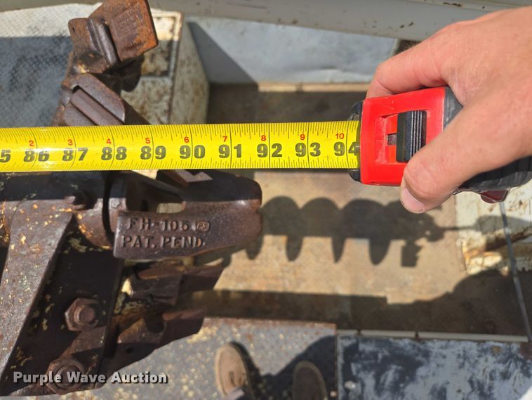 image for item EV1590 1997 Ford F800 digger derrick truck