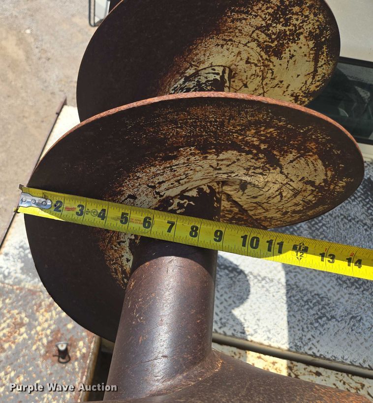 image for item EV1590 1997 Ford F800 digger derrick truck