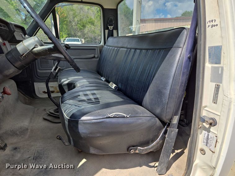 image for item EV1590 1997 Ford F800 digger derrick truck