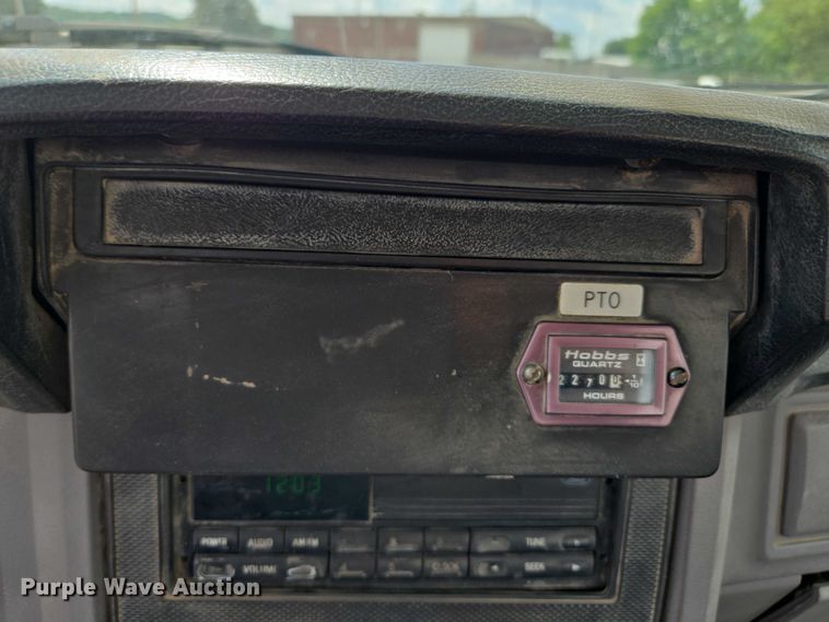 image for item EV1590 1997 Ford F800 digger derrick truck