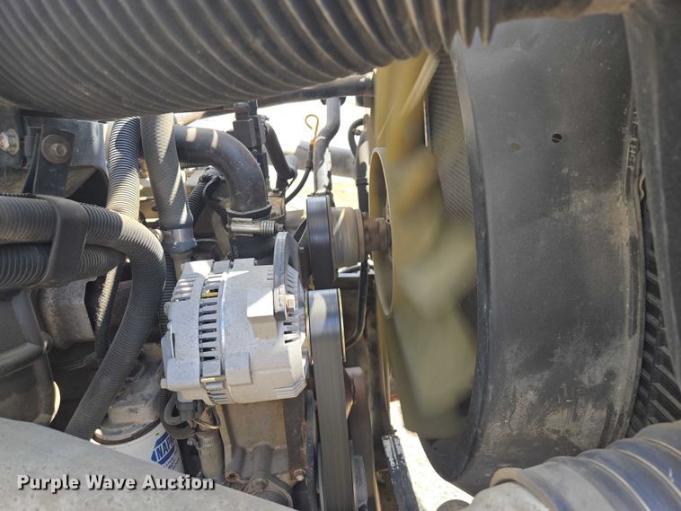 image for item EV1590 1997 Ford F800 digger derrick truck