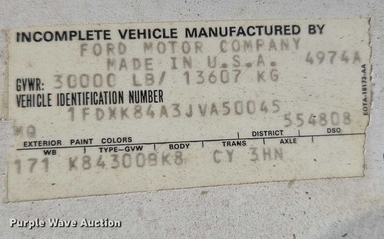 image for item EV1591 1988 Ford F800 truck cab and chassis