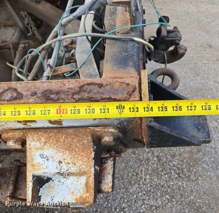 image for item EV1592 1988 Ford F800 