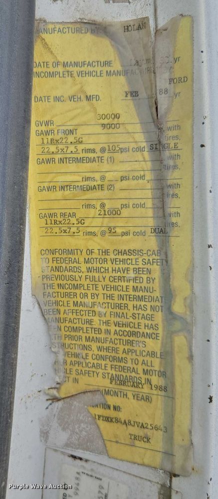 image for item EV1592 1988 Ford F800 