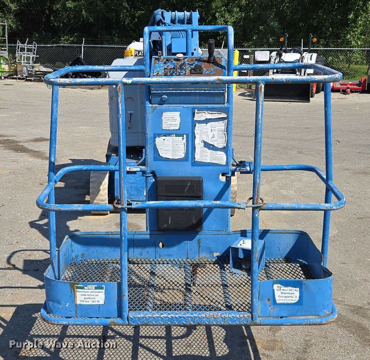 image for item EV1597 1998 Genie Z-34/22N boom lift