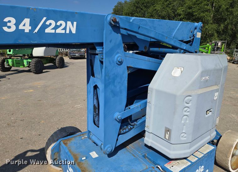 image for item EV1597 1998 Genie Z-34/22N boom lift