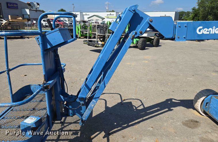 image for item EV1597 1998 Genie Z-34/22N boom lift