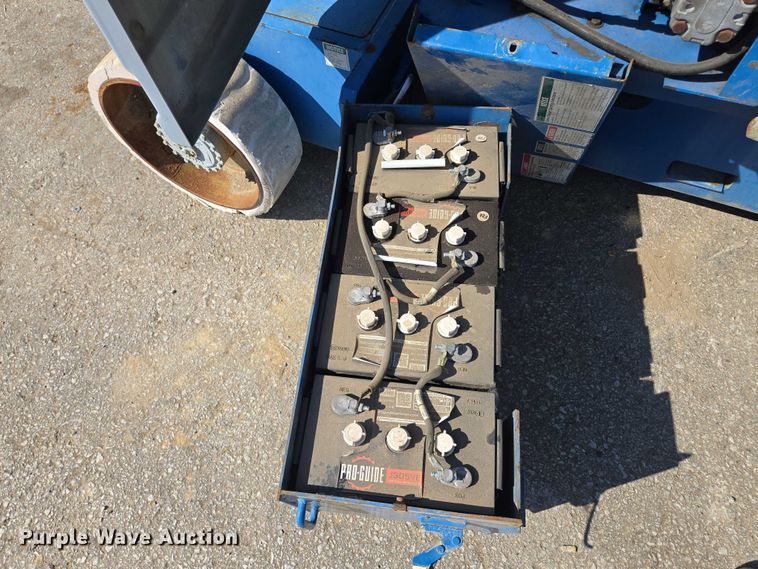 image for item EV1597 1998 Genie Z-34/22N boom lift