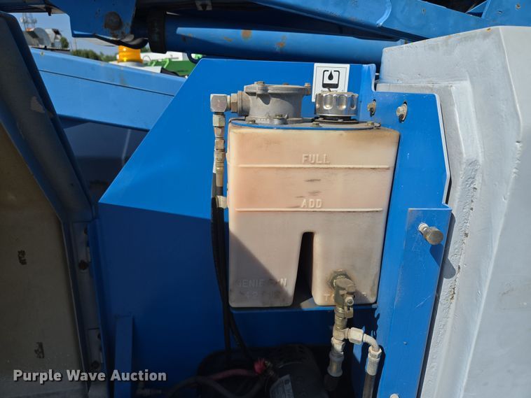 image for item EV1597 1998 Genie Z-34/22N boom lift