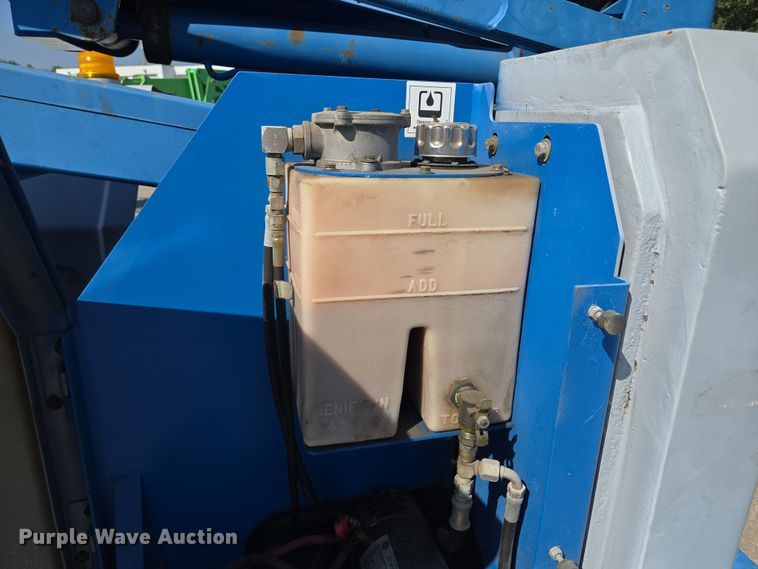 image for item EV1597 1998 Genie Z-34/22N boom lift