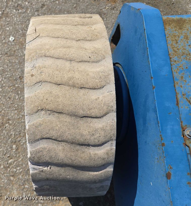 image for item EV1597 1998 Genie Z-34/22N boom lift