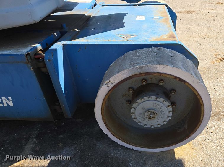 image for item EV1597 1998 Genie Z-34/22N boom lift