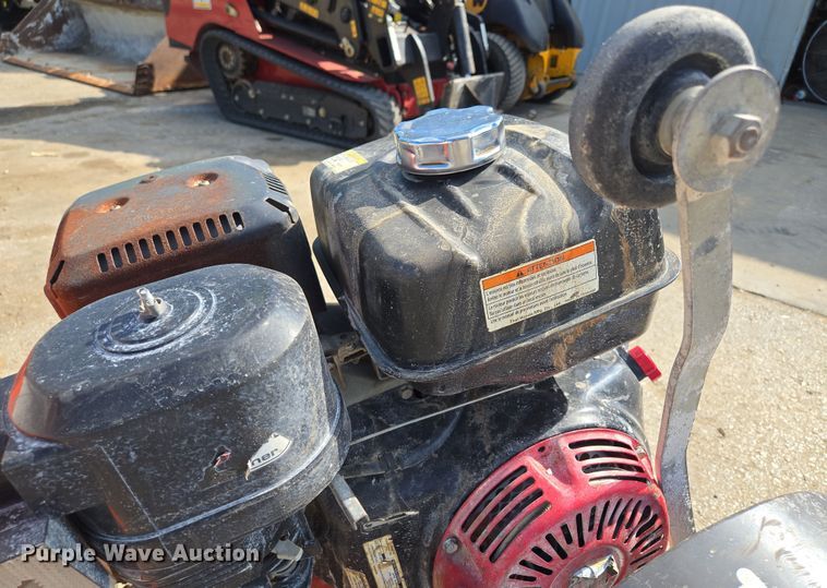 image for item EV1602 Husqvarna FS400LV concrete saw