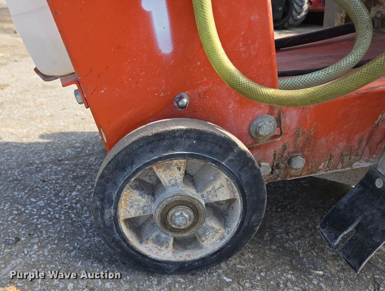 image for item EV1602 Husqvarna FS400LV concrete saw