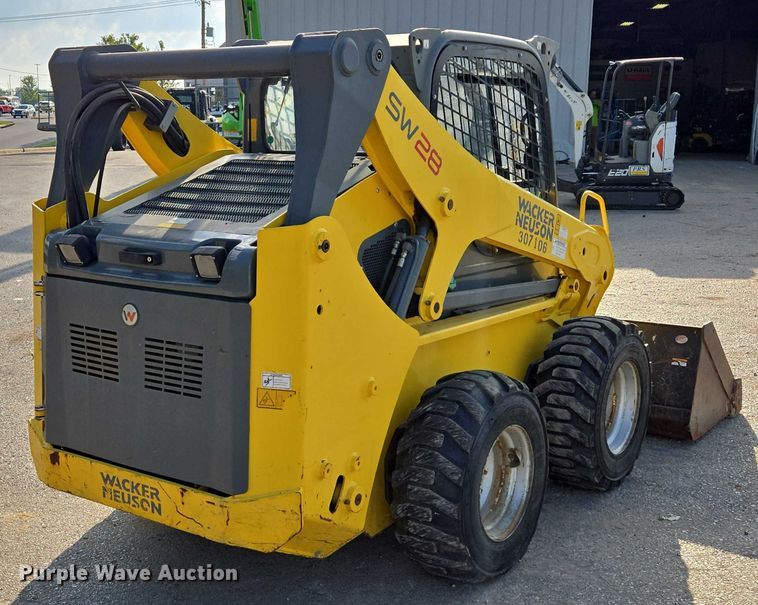 image for item EV1604 Wacker Neuson SW 28 skid steer loader