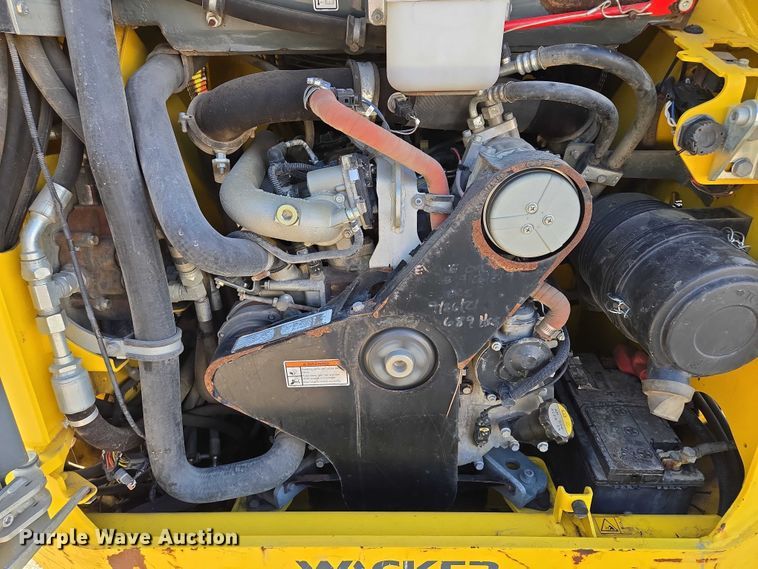 image for item EV1604 Wacker Neuson SW 28 skid steer loader