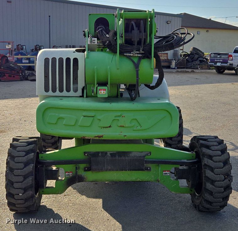 image for item EV1605 Nifty SP64 boom lift