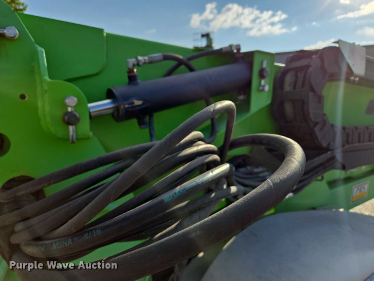 image for item EV1605 Nifty SP64 boom lift